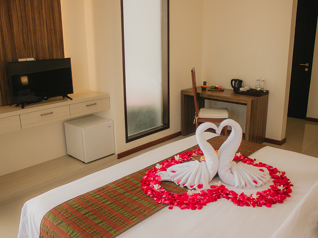 https://www.dmo.booknpay.net/argyasantijimbaran/assets/img/static/junior-suite-rooms/junior-suite-rooms3.jpg